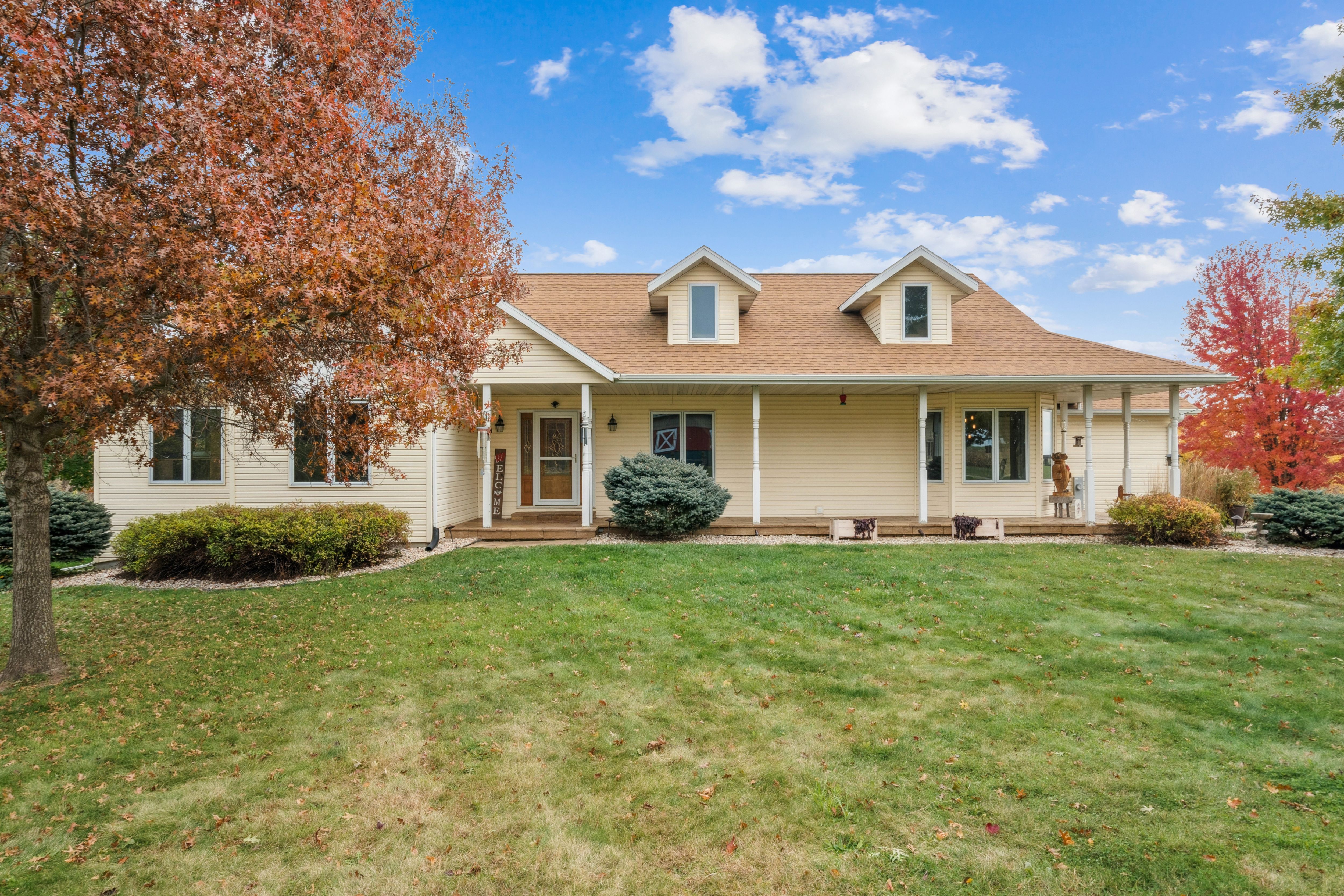 Listing Photo: 02-101 8370 County Hwy A